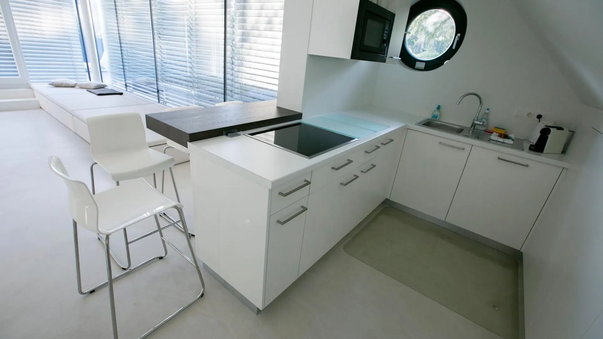 Luxury Apartments 