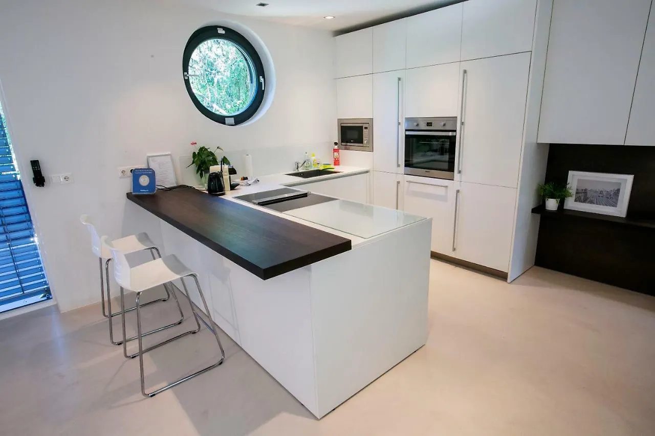 Luxury Apartments 