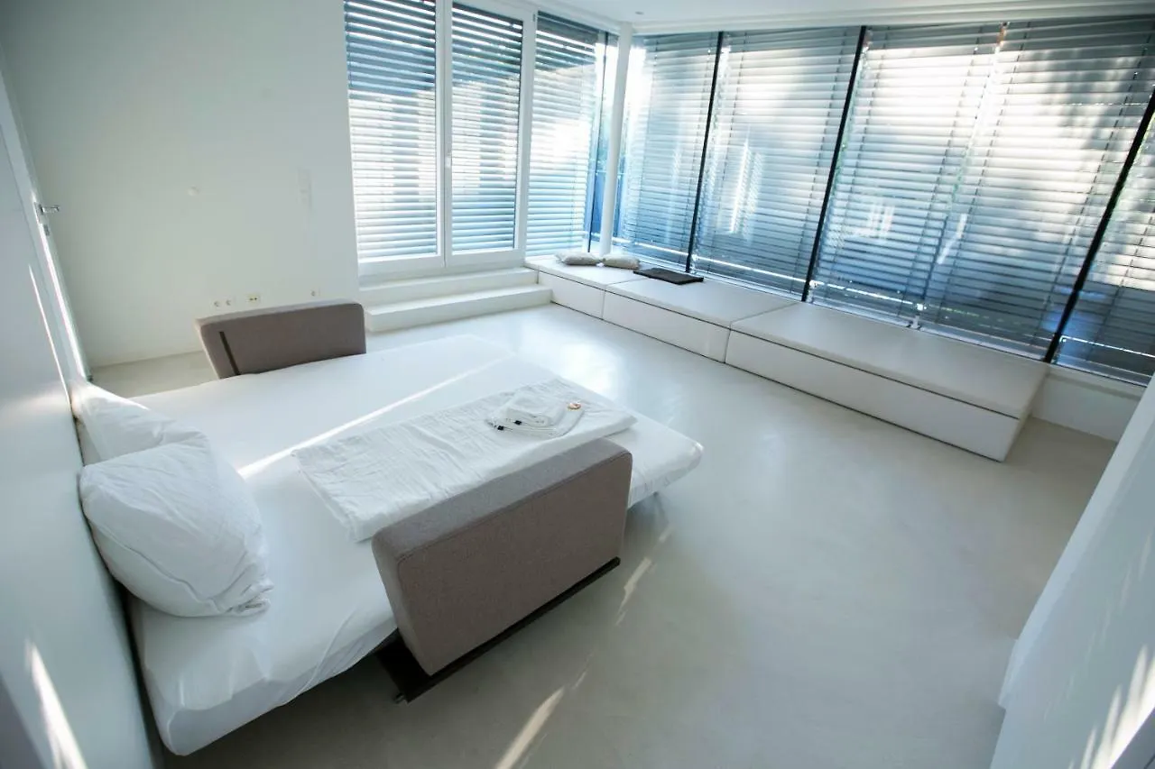 Luxury Apartments 